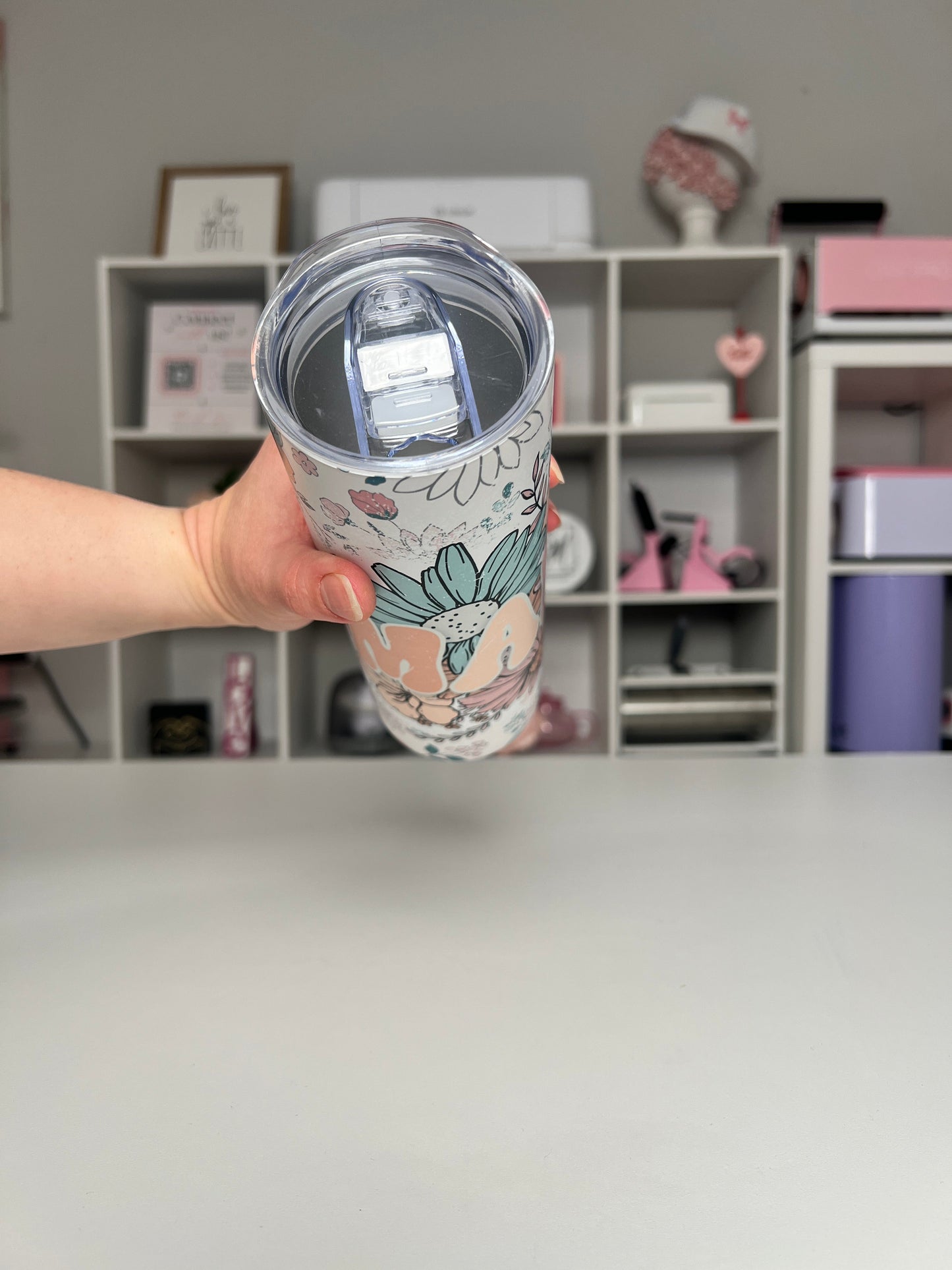 Floral Mama 20oz tumbler, Mama quencher, Mom 20oz custom tumbler