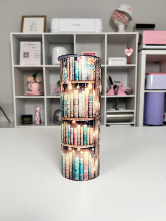 Reading is Dreaming 20oz tumbler, Book quencher, Book Lover 20oz custom tumbler