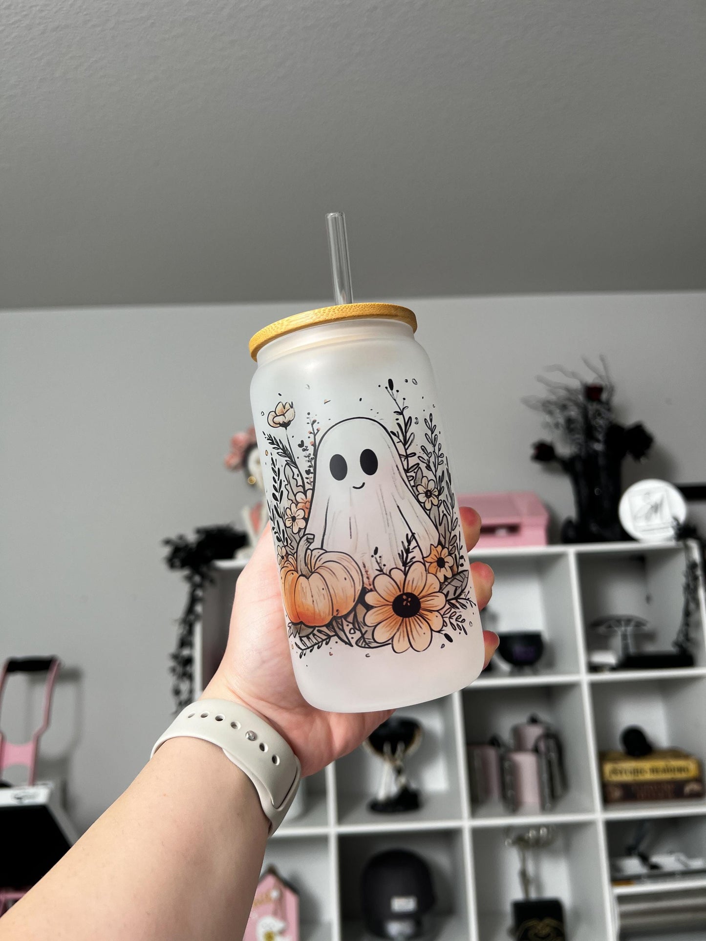 Floral Ghostie 16oz Glass, Cute Ghost custom glass, Spooky custom glass