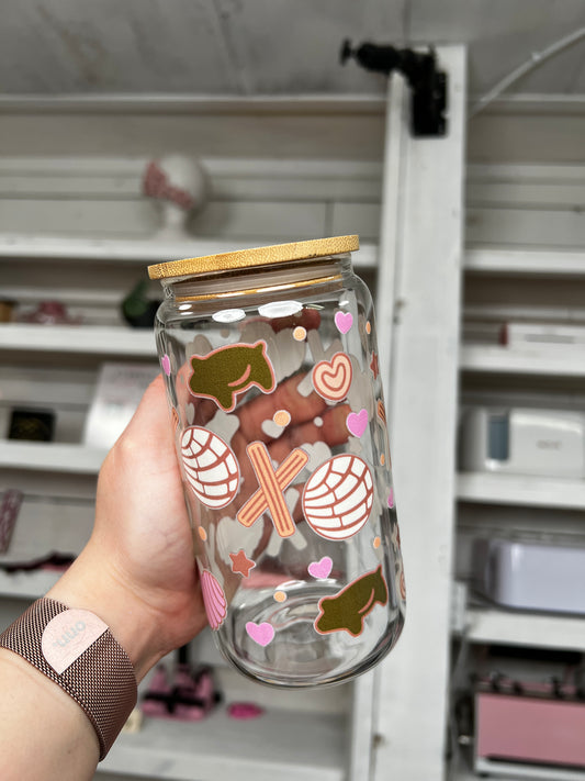Concha Love 16oz Glass Can
