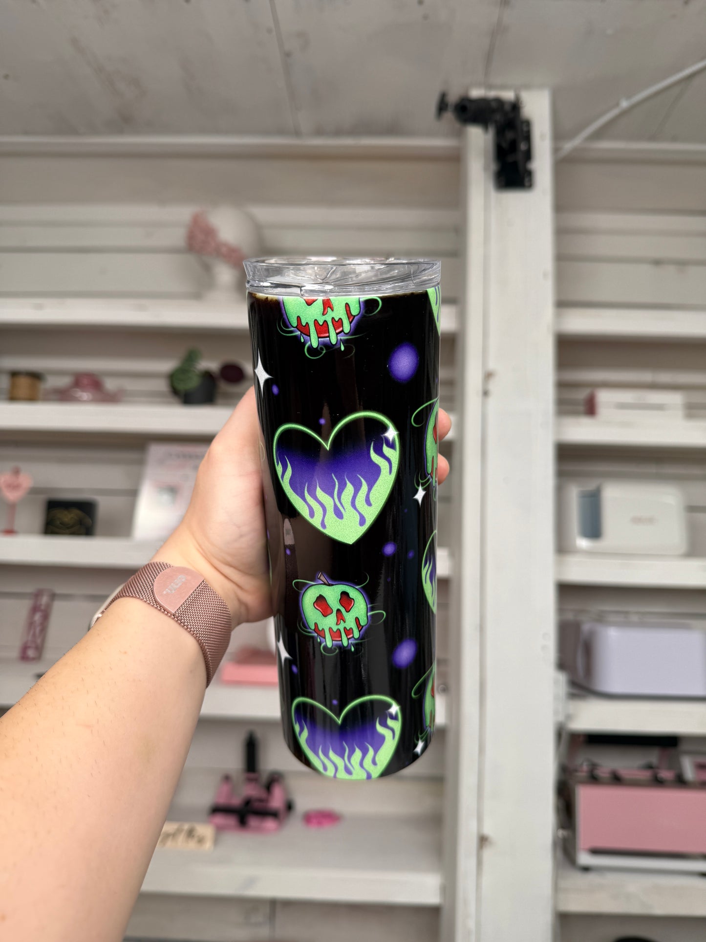 Villain Apple 20oz tumbler