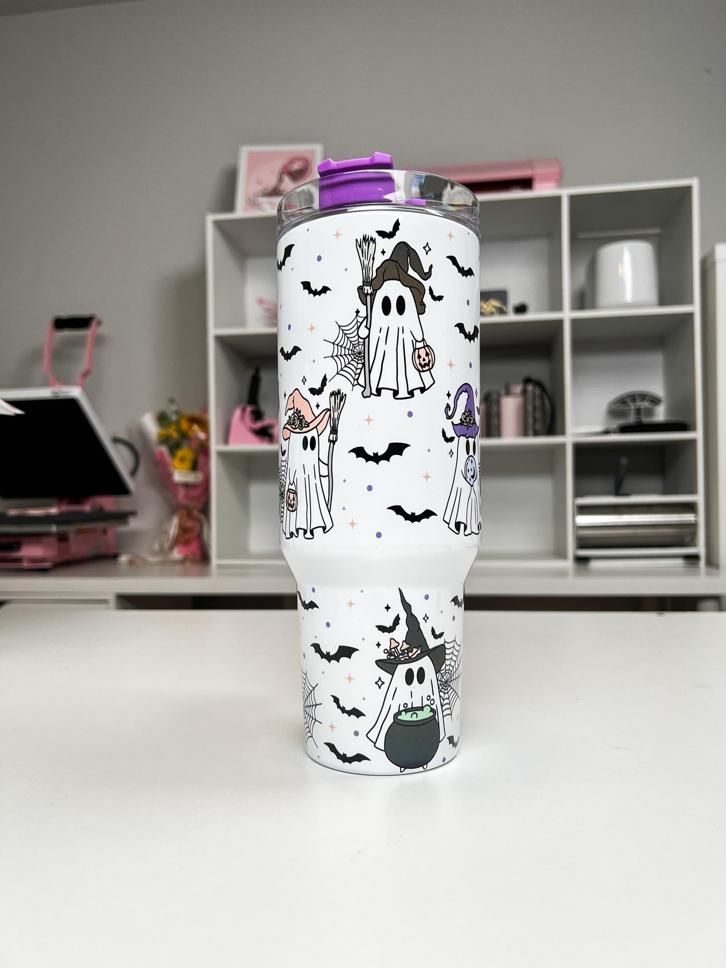 Spooky Ghosties 40oz tumbler, Halloween Ghosts quencher, Ghost custom tumbler