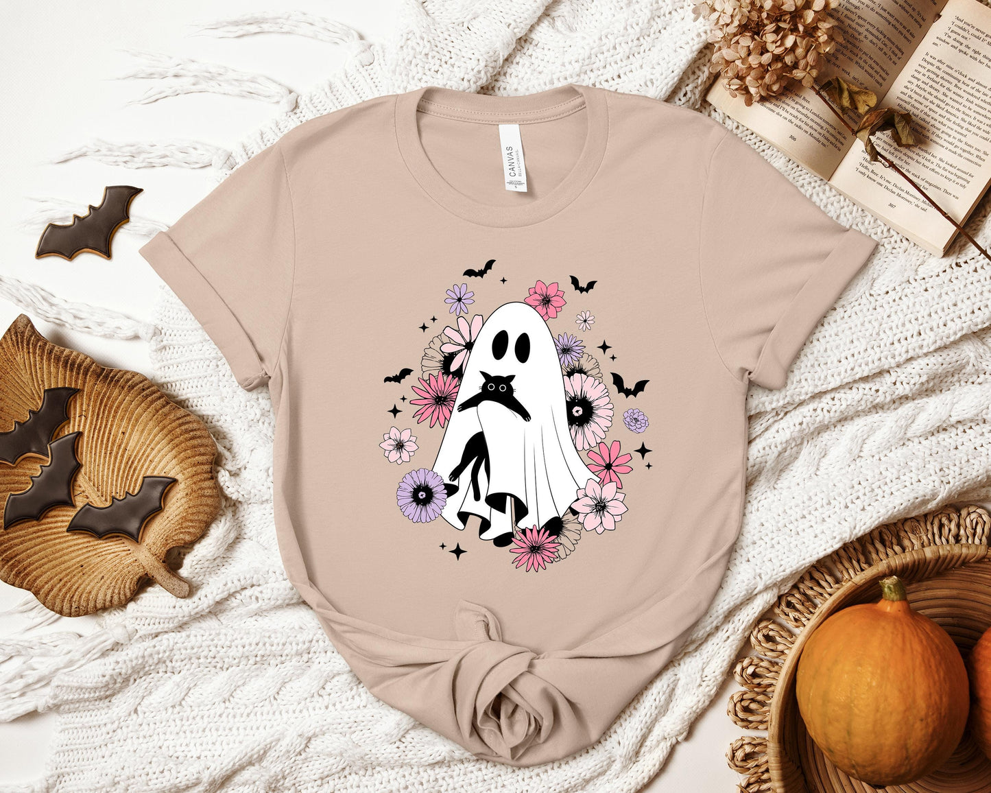 Floral Ghostie T-shirt, Ghost and Cat Shirt, Cat Lover Shirt, Spooky Shirt