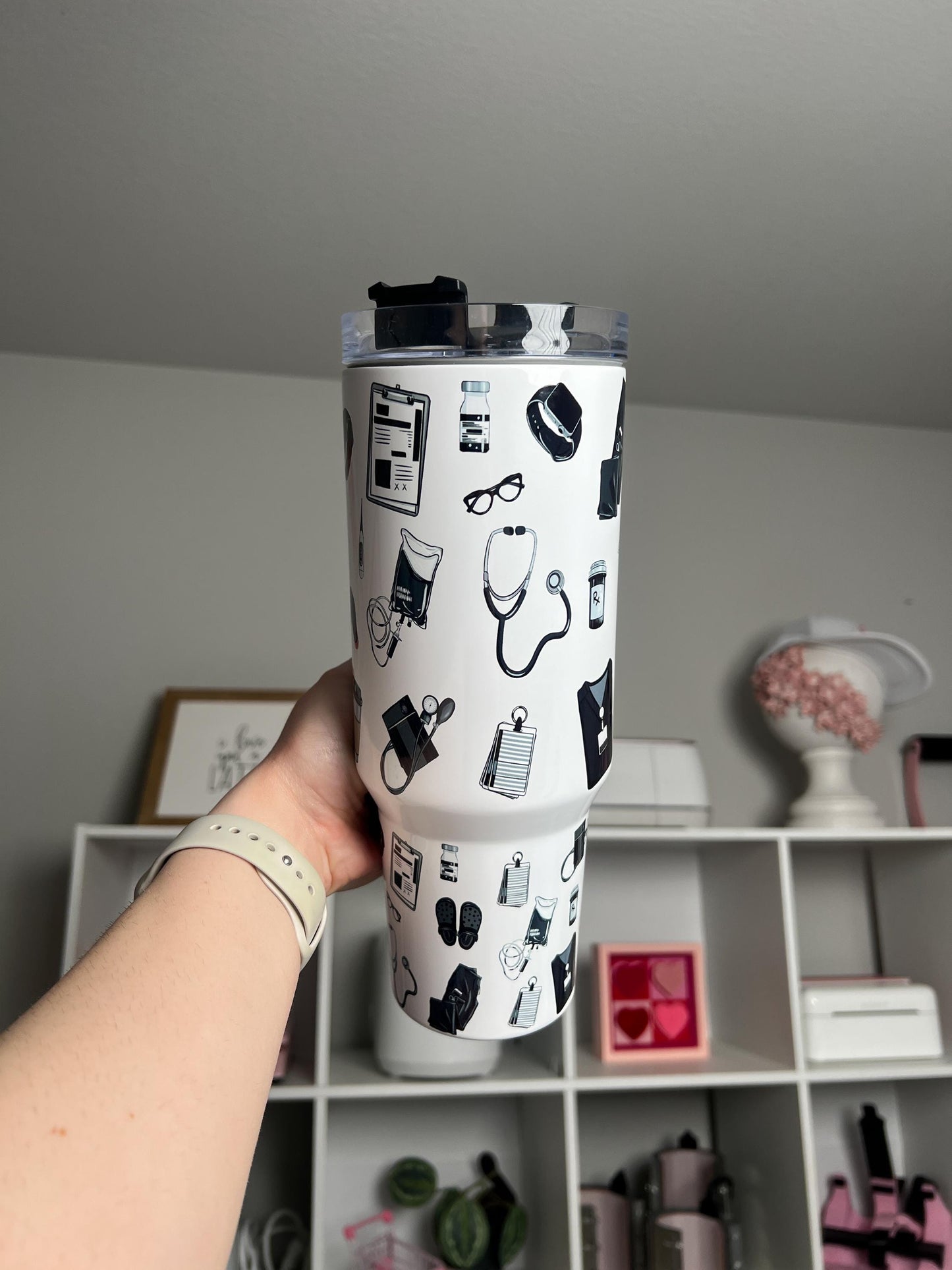 Nurse Themed 40oz tumbler, Nurse quencher, Nurse Icons custom tumbler