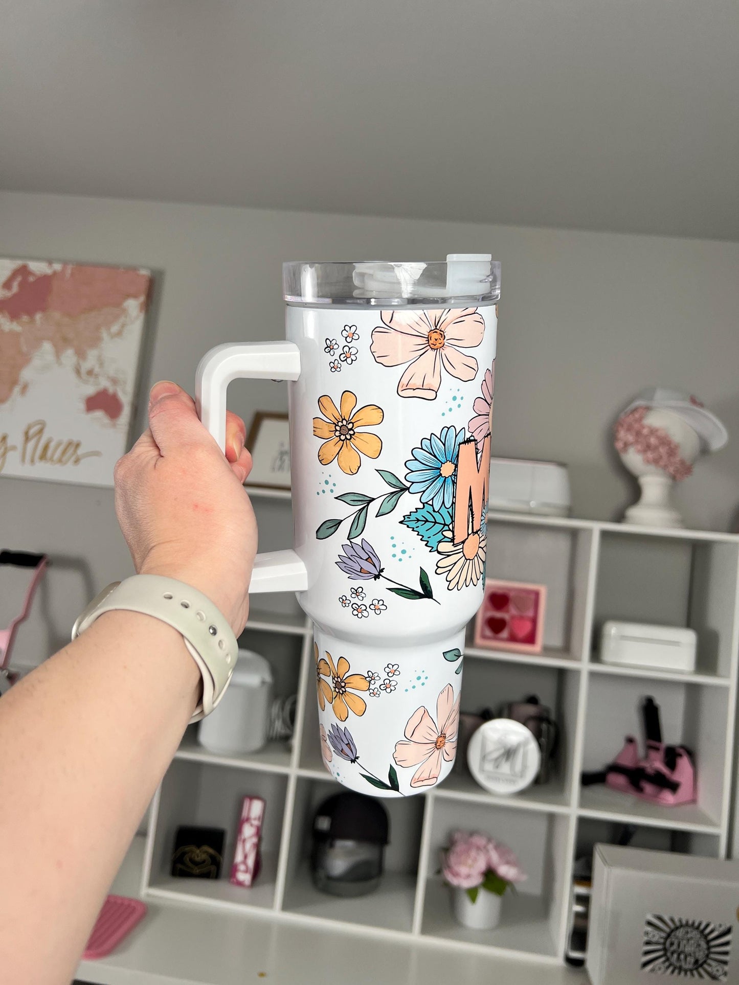 Floral Mama 40oz tumbler, Mama quencher, Floral custom tumbler
