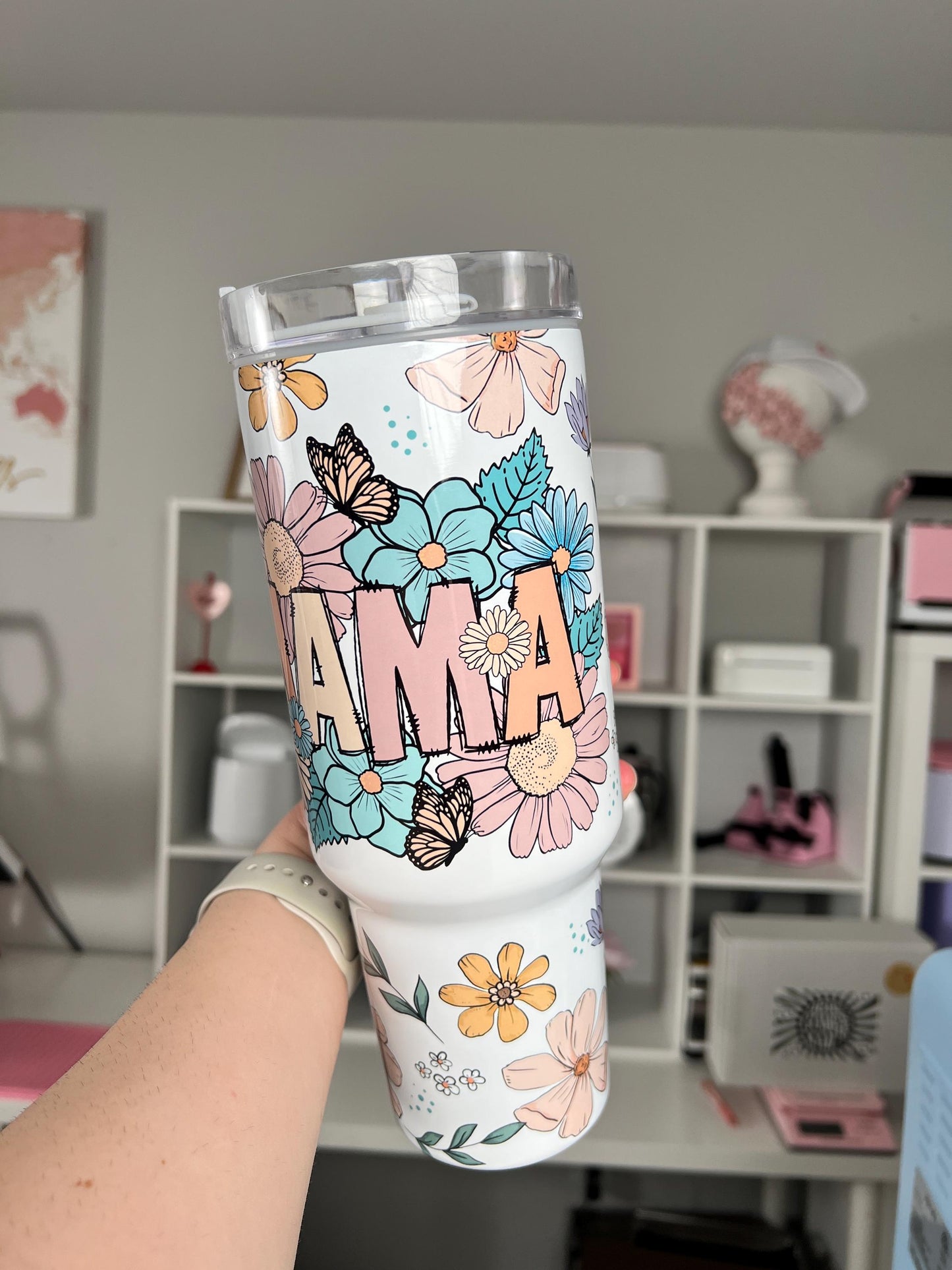 Floral Mama 40oz tumbler, Mama quencher, Floral custom tumbler